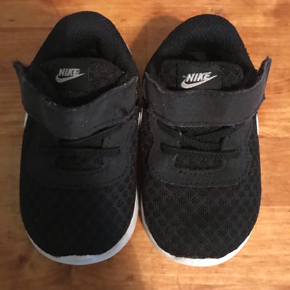 Nike Tanjun